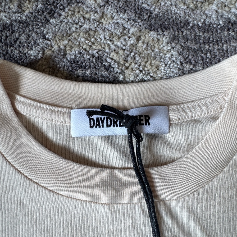 Daydreamer Beige Graphic Tee with Motel Ranch Design - NWOT - Picture 4 of 9